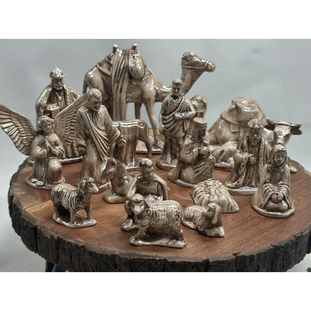 Nativity Iridescent Ombré Glaze Ceramic Set Religious Holiday
